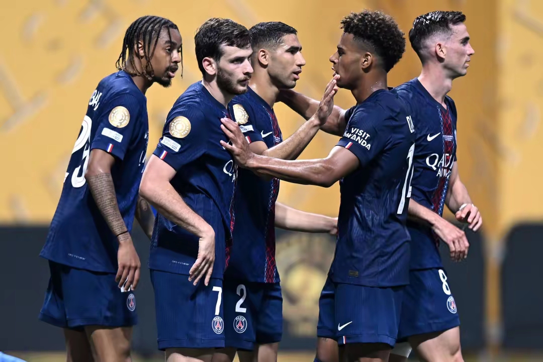 风云突变!巴黎圣日耳曼冲刺阶段防线松动,西甲版图或变,信心回归,临场指挥获称赞的简单介绍 风云突变!巴黎圣日耳曼冲刺阶段防线松动,西甲版图或变,信心回归,临场指挥获称赞的简单介绍